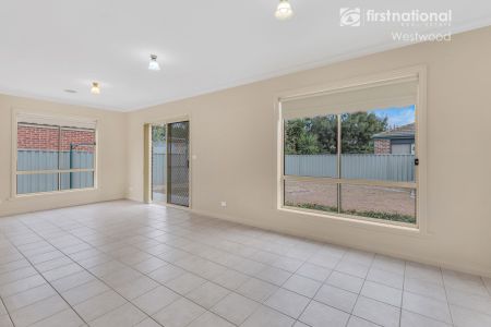 26 Giofches Crescent, 3029, Tarneit Vic - Photo 3