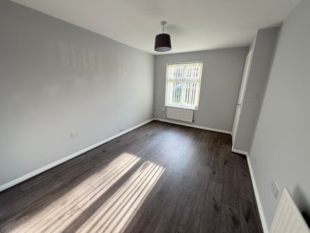 Dales Close, Dunstall, Wolverhampton - Photo 3