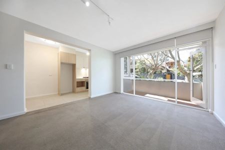 Unit 1/51 Caroline Street, - Photo 4