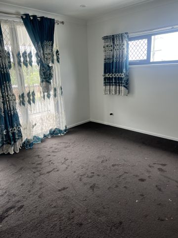 786A Kingston Road, Loganlea QLD 4131 - House For Rent | Domain - Photo 2