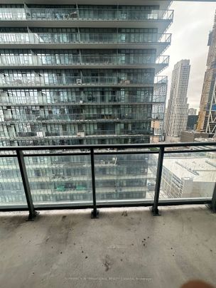 Condo à louer à Toronto - Photo 1