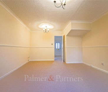 2 bedroom terraced house to rent - Photo 2