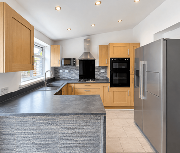 3 bedroom semi-detached house to rent - Photo 1