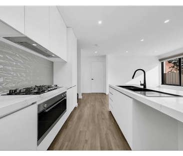 Brand New Stylish & Spacious Townhouse with Multiple Ensuites - Photo 1 | Rentumo