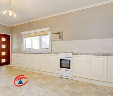 Fantastic Home in Great location !!! - Photo 4