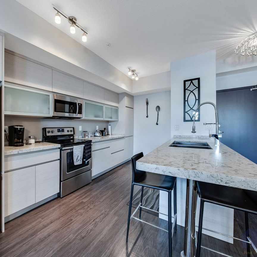2 Bedroom Fully Furnished Condo in Evergreen - Photo 1