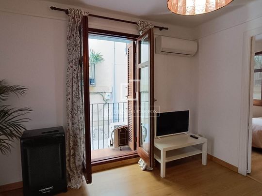 3 Bedroom apartment for rent in El Carmen, Valencia - Photo 1
