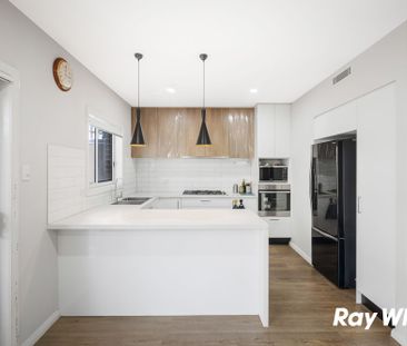 MODERN Four Bedroom Residence In THE PONDS HIGH SCHOOL CATCHMENT - Photo 2