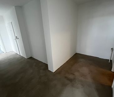 Großzügige 3-Zimmer-Wohnung mit Essplatz // 4.OG mitte - Foto 1