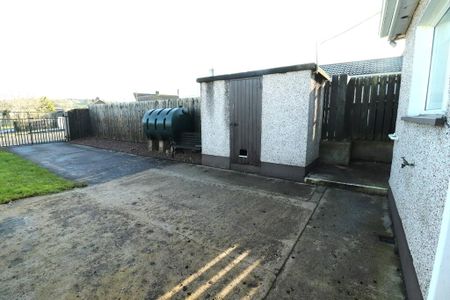 22 Bernagh Gardens, Dungannon, BT71 4AP - Photo 5
