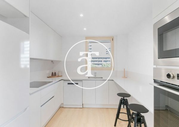 2-bedroom apartment for rent with study and balcony in Badalona