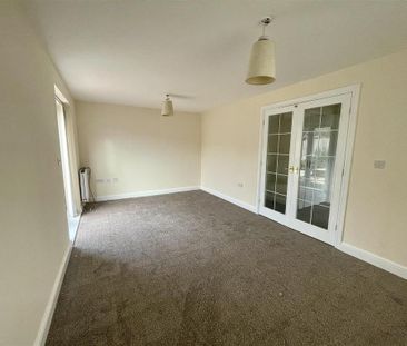 3 bedroom detached house to rent - Photo 4