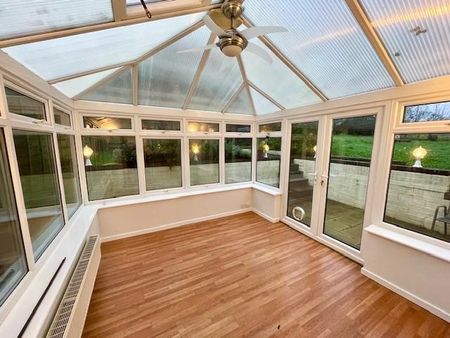 2 bedroom semi-detached house to rent - Photo 3