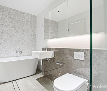 Brand New Luxury Home - Photo 6