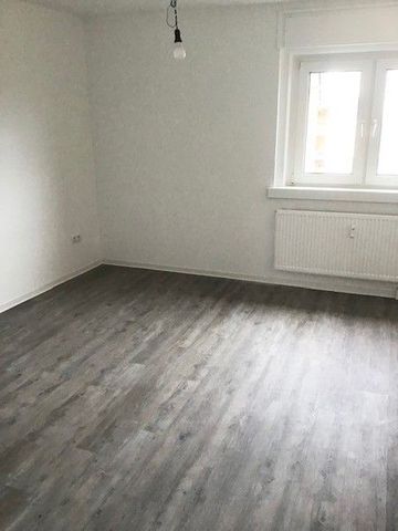 Familientraum neu renoviert. 4-Zimmer-Wohnung sucht nette Familie - Foto 5