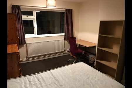 5 Bed Terraced House, Sheriff Avenue, CV4 - Photo 5