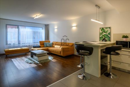 Kiadó újszerű állapotú lakás - Budapest VI. kerület - Photo 3
