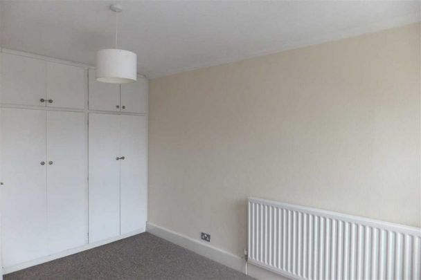 4 bedroom apartment to rent - Photo 1