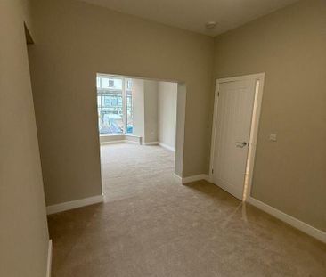 King Edwards Road, Brynmill, Swansea - Photo 1