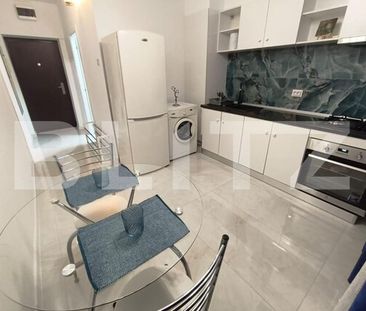 Garsoniera de inchiriat, 45 mp, centrala proprie, zona Centrala - Fotografie 3