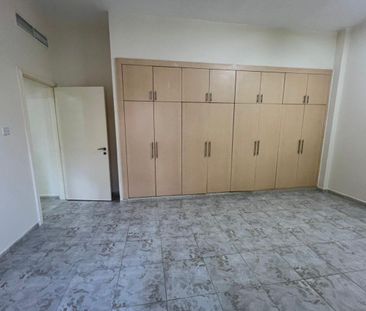 Air conditioning provided by the owner Parking - Photo 3