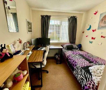 Cherry Grove, Prudhoe, NE42 - Photo 5