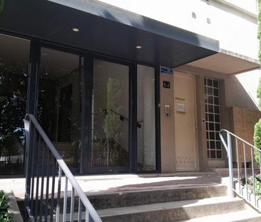 Location Appartement 1 pièce Meublé 11m² ANTONY 92160 - Photo 1