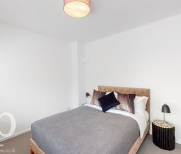 1 Bedroom Apartment, Coniston Court, Kendal Street, W2 - Photo 4