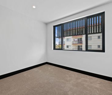 Stunning Apartment in Golden Beach! - Photo 4