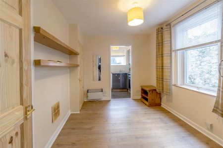 Studio to rent - Photo 3