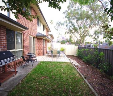 Great Location - Comfortable Living - Photo 2