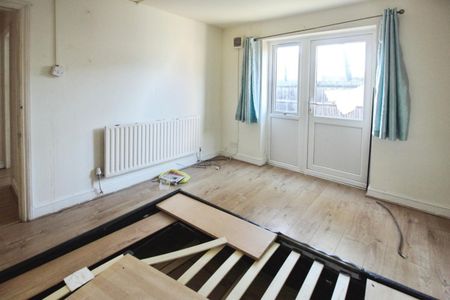1 bedroom Flat To Let Total Size: 548 SQ FT - Photo 5