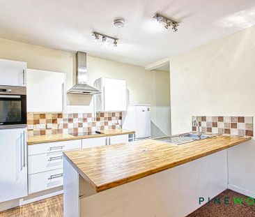 2 bedroom apartment to rent - Photo 5