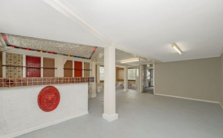 Comfortable Living in a Quiet, Convenient Location - Photo 4