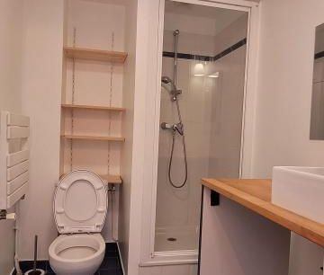 Location Appartement 1 pièce 23m² ISSY LES MOULINEAUX 92130 - Photo 2