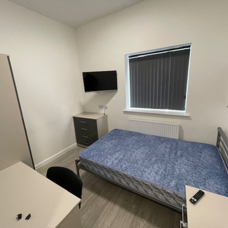 1 Bed Student Accommodation - Photo 1