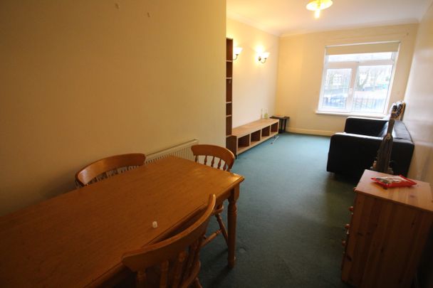 George Court, Newport Road, Roath - Photo 1