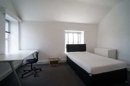 4 Princes Road - Photo 2