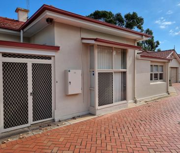 Charming, Low-Maintenance Living in a Prime Torrensville Location! - Photo 3