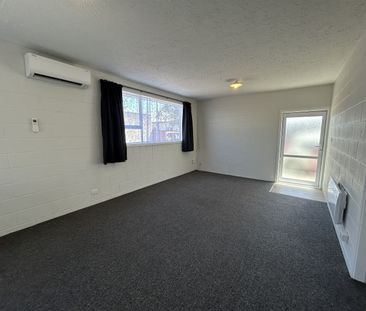 Two bedroom unit on Gloucester! - Photo 4