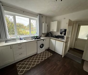 Bryn Illtyd, Burry Port, SA16 - Photo 3