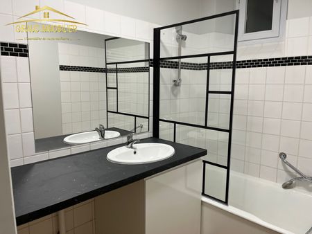 ST-DENIS-DE-CABANNE T3 ENTIEREMENT RENOVE - Photo 3