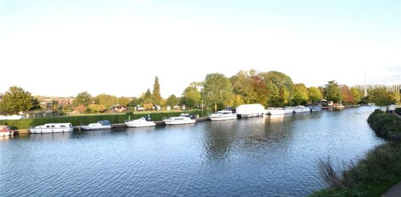 Regents Riverside, Reading Regents Riverside, Reading - Photo 2