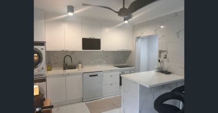 Coral Coast Resort Gem - Fully Furnished 2 Bedroom Unit in Palm Cove - Photo 2