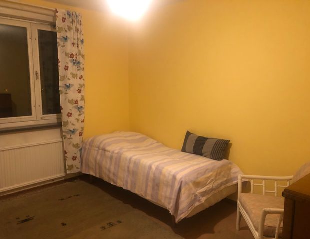 Kvarnhagsgatan, Hässelby - Photo 1