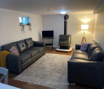 78 Longford Drive #Lower - Photo 4