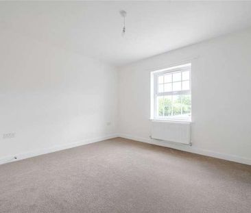 Bugle Grove, Finchwood Park, Wokingham, Berkshire, RG40 - Photo 3
