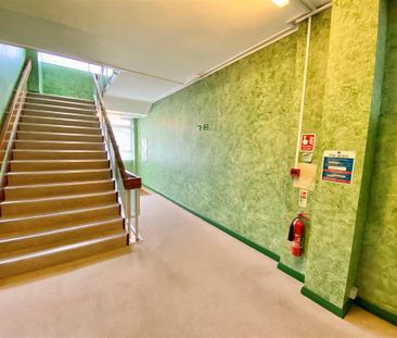 Property to rent - Photo 4