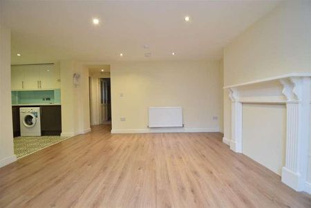 College Grove View, Wakefield, WF1 - Photo 3