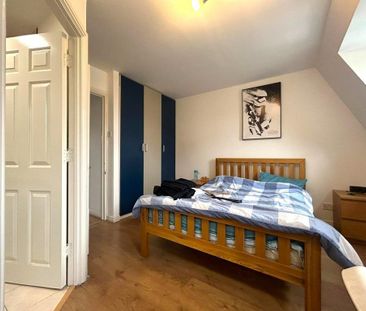 4 bedroom terraced house to rent - Photo 5